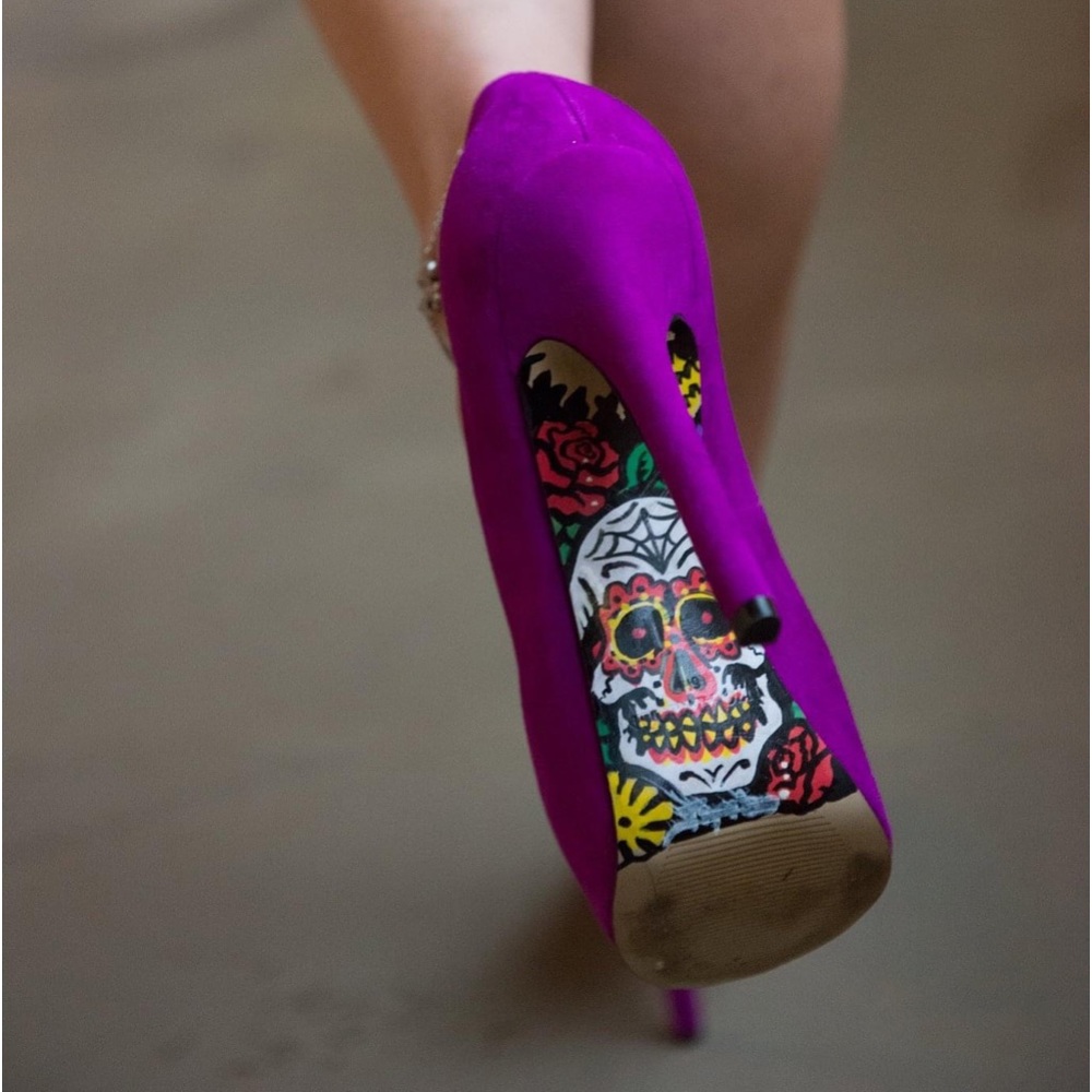 One of a kind custom painted heels - Painted by Famous artist Jimbo Phillips